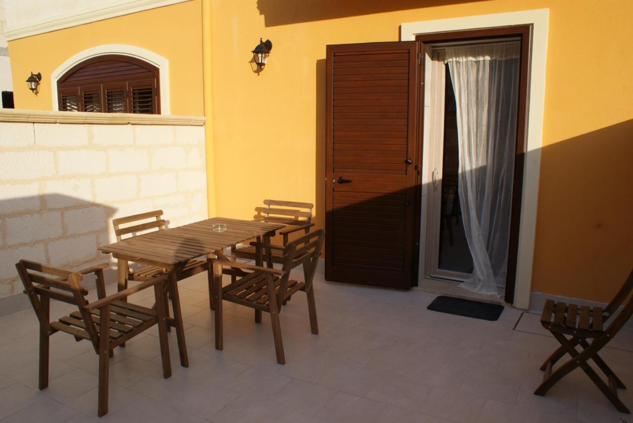 Toto Residence Torre Lapillo Esterno foto